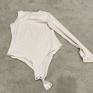 Medium one sleeve bodysuit